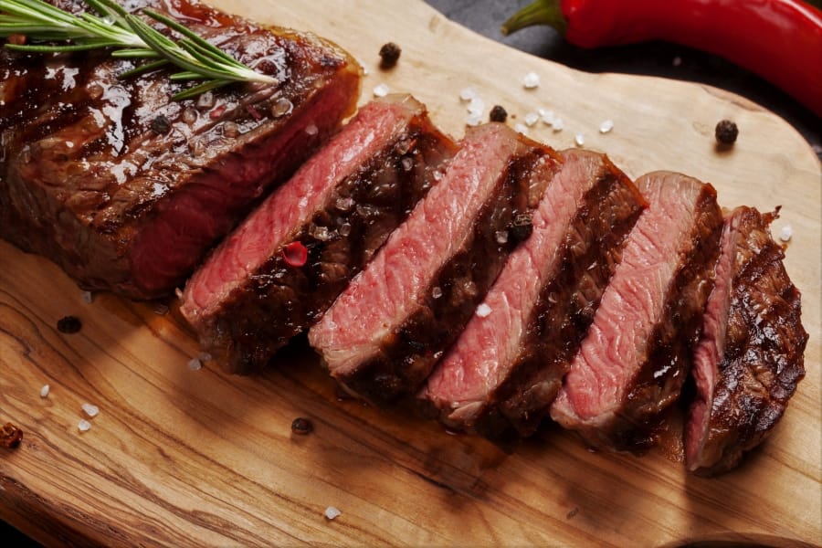 Grass-fed 20 days aged New York strip